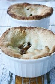SULTANA, AND CINNAMON APPLE PIES IN POTS… Apple Pie