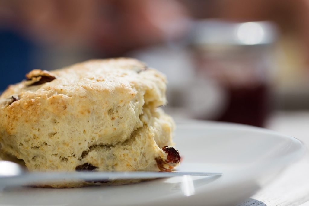 7 FASCINATING FACTS ABOUT THE SCONE… summer-1284386_1280.jpg