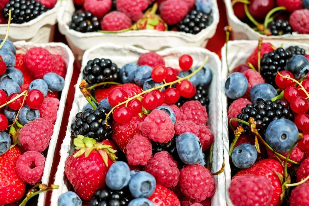 8 TOP #TIPS ON USING FRUIT IN YOUR COOKING… berries-1546125_1920.jpg